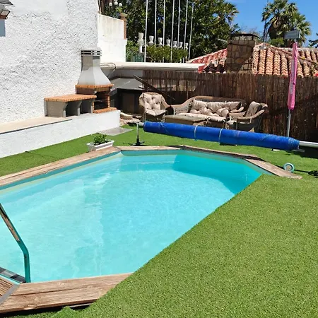 Villa Narnia, 3br With Private Swimming Pool And A Sauna