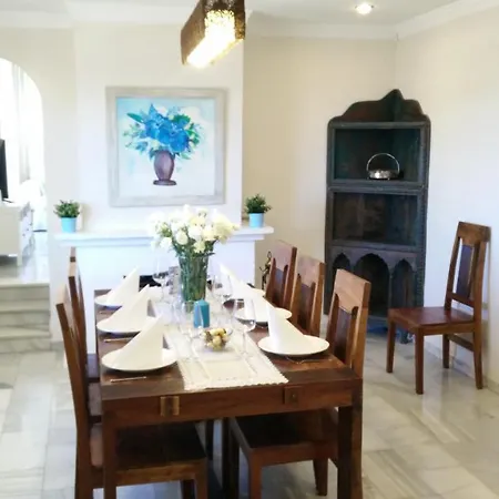 Villa Narnia, 3br With Private Swimming Pool And A Sauna
